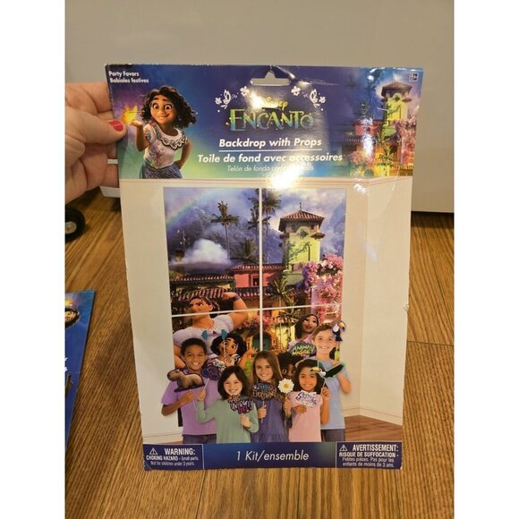 Encanto Birthday Party Decorations Supplies Backdrop w/props‎ Plates Napkins NEW - Picture 4 of 13